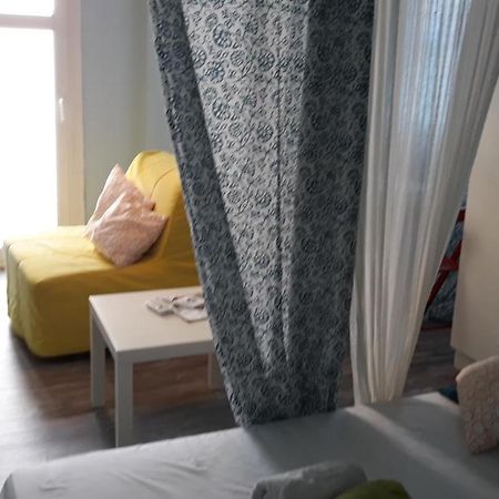 Romantically Allured Studio Next To The Center Thessaloníki Ngoại thất bức ảnh